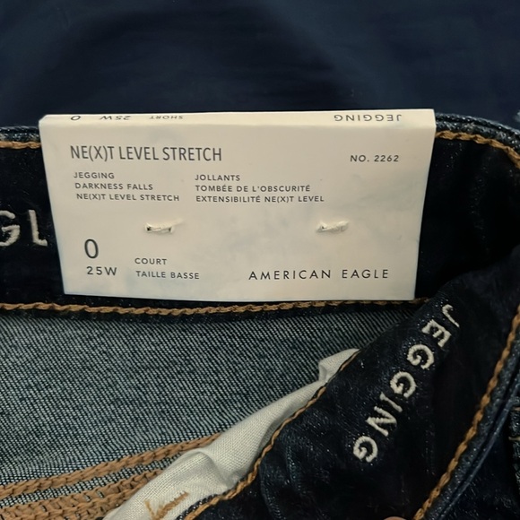 Size 0 short American Eagle Jegging Jeans - Picture 3 of 7